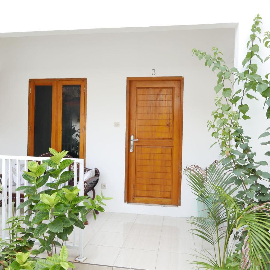 Ferienwohnung Rumah Side Gili Trawangan Exterior foto