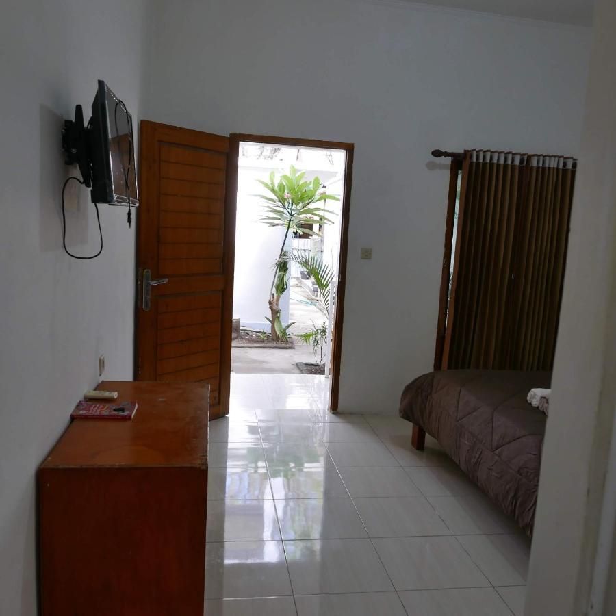 Ferienwohnung Rumah Side Gili Trawangan Exterior foto