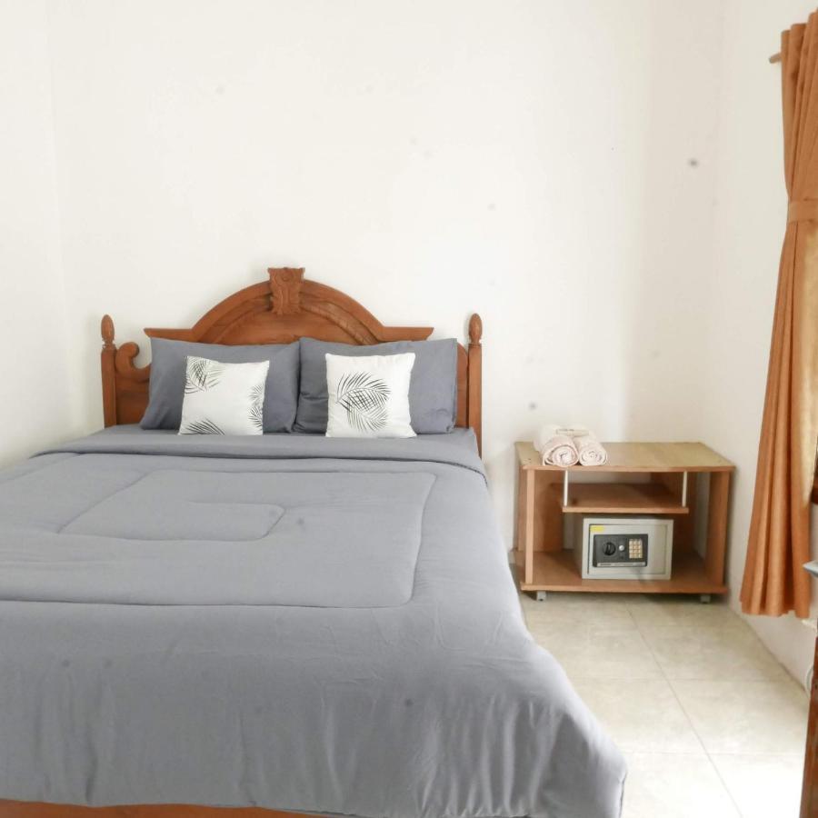 Ferienwohnung Rumah Side Gili Trawangan Exterior foto