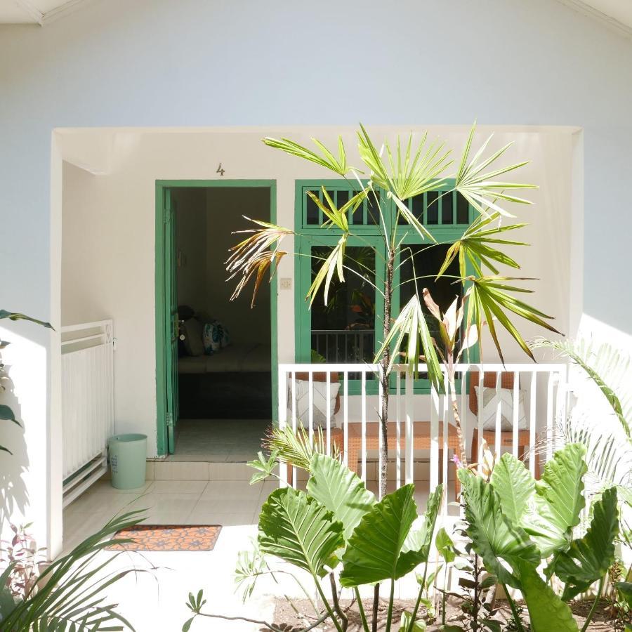 Ferienwohnung Rumah Side Gili Trawangan Exterior foto