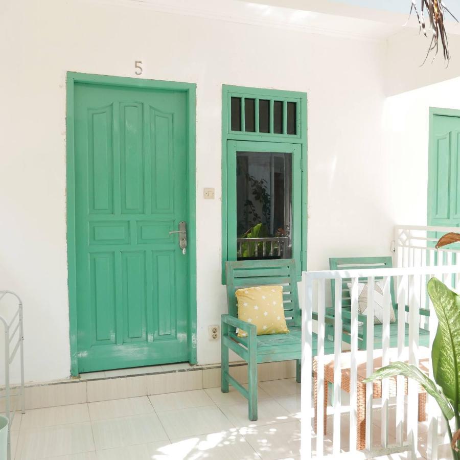 Ferienwohnung Rumah Side Gili Trawangan Exterior foto